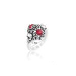 adoptez le chic sobre avec notre bague biker au style gothique 816 1