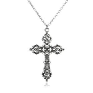affichez votre audace avec le collier motard au pendentif diabolique 45cm collier 301 1