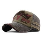 affichez votre esprit rebelle avec notre casquette biker vintage marron 435 1