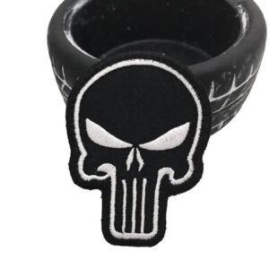 affichez votre force avec le patch punisher pour biker noir brode 361 1