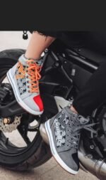 affichez votre style audacieux avec nos baskets moto femme basket 867 1
