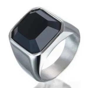 Affichez Votre Style Avec La Bague Biker Noir Ultra élégante !