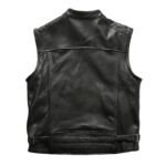 Ajoutez Du Caractère à Votre Look Avec Notre Gilet Cuir Biker Edgy !