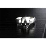 Bague Biker Argent Homme: Vivez Et Roulez Avec Style!