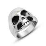 Bague Biker En Acier Inoxydable : élégance Et Originalité Au Poignet !