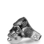 Bague Biker En Acier Inoxydable : Un Symbole De Vie Et De Mort!