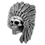 bague biker en crane indien force et liberte au poignet 57 433 1