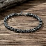 bracelet biker en chaine fine originalite et style assures 782 1