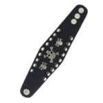 bracelet cuir biker cloute au fermoir a pression style gothique irresistible 488 1