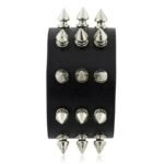 bracelet cuir biker pique gothique laudace au poignet 250 1
