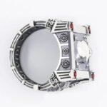 capturez la mort avec cette bague biker en acier elegante 480 1