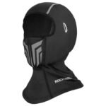 confort ultime avec notre cagoule thermique pour casque de moto courte 503 1