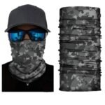 decouvrez le tour de cou camo ideal pour vos aventures a moto de cou 967 1