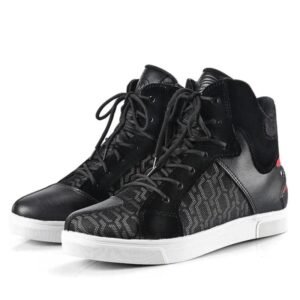 elevez votre style biker avec la basket moto ultime 385 1