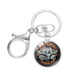 embarquez pour laventure avec le porte cle route 66 orange noir portecle 572 1