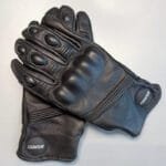 Gants De Moto En Cuir: Style Et Sécurité Pour Vos Trajets Urbains!