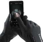 Gants De Moto Tactiles: Utilisez Votre Smartphone En Toute Aisance!