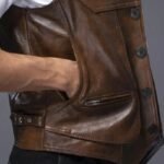 gilet biker en cuir marron vintage charme et robustesse a letat pur 328 1