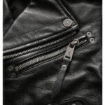 Le Gilet Biker En Cuir: Plus Qu’un Simple Accessoire De Liberté!