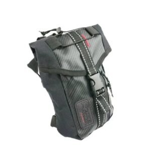 liberte assuree avec le sac de jambe moto style et pratique sacoche de jambe 883 1